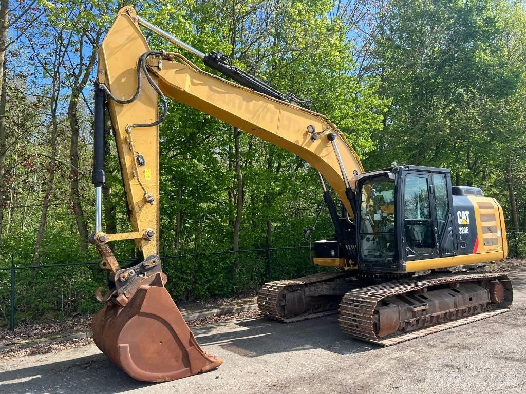 CAT 323 E Bageri gusjeničari