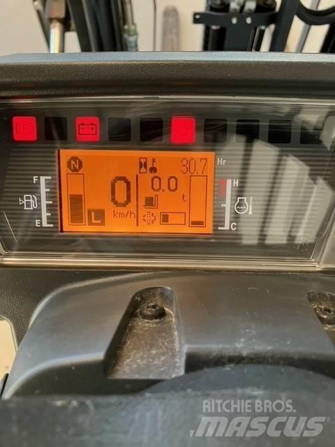 Mitsubishi FD25N3 Dizelski viličari
