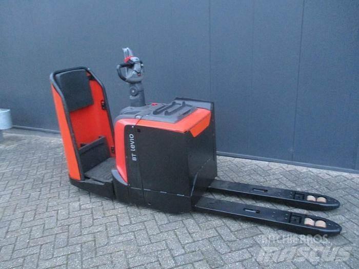 Toyota LPE 250 Nisko podizni električni viličar sa platformu