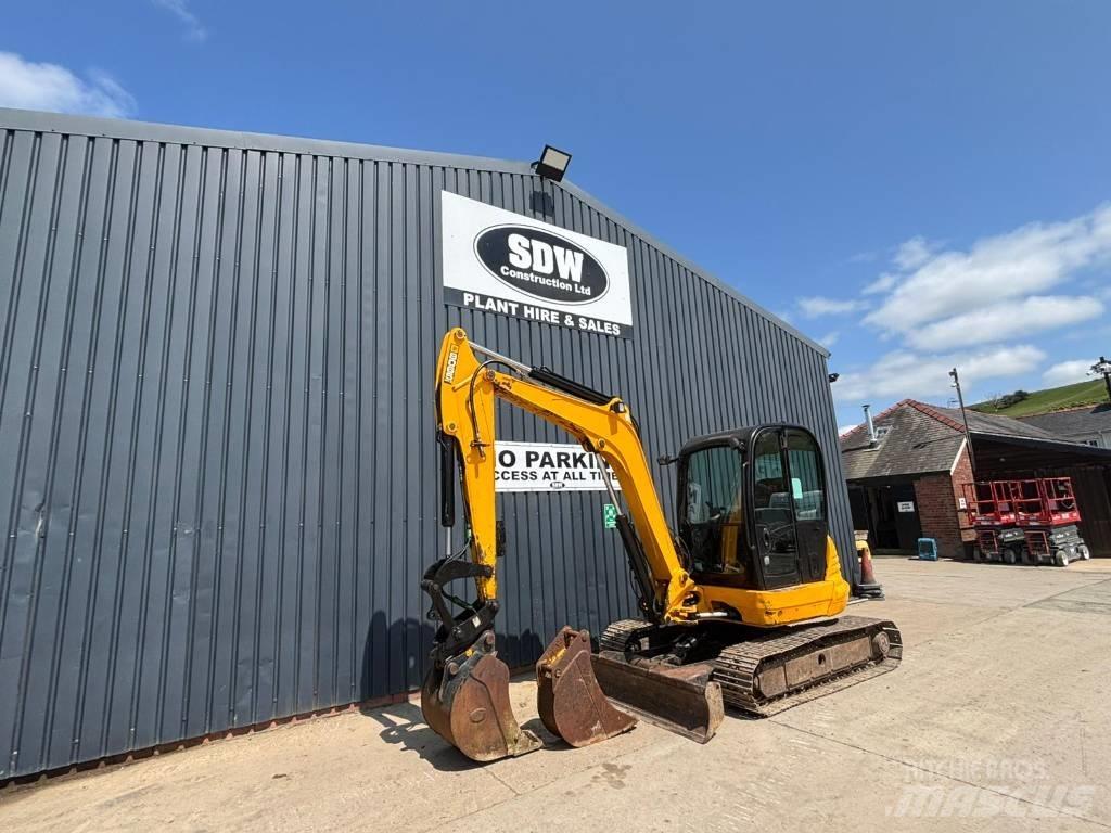 JCB 8065 RTS Mini bageri <7t