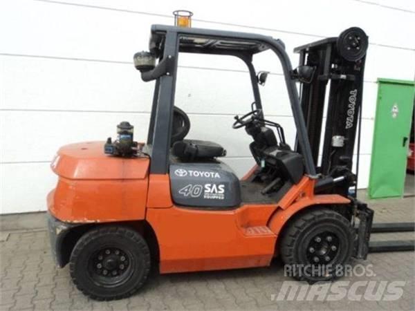 Toyota 02-7FD35 Dizelski viličari