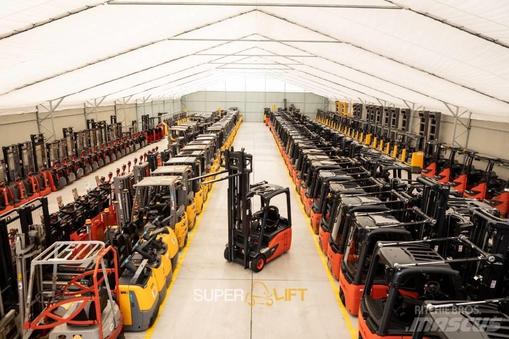 Linde R14-01 Viličari sa pomičnim stupom
