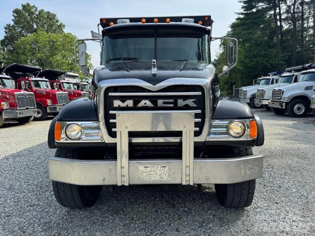 Mack Granite CV 713 Kiper kamioni