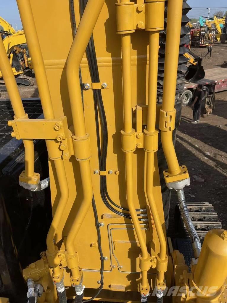 CAT 349 Bageri gusjeničari