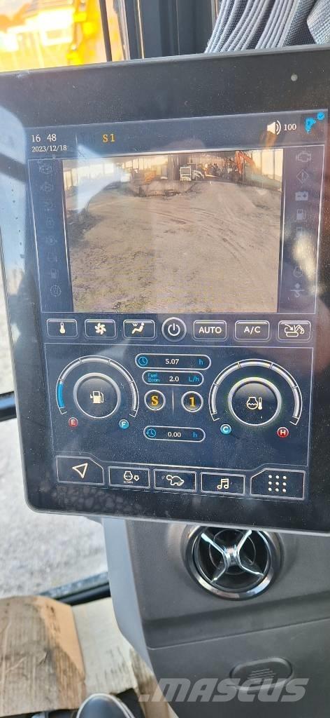 Sany CY 135C Bageri gusjeničari