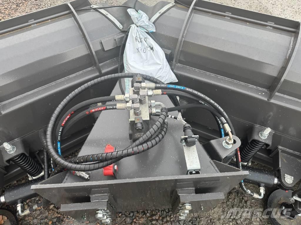 Pronar PUV 3300 Sniježne daske i  plugovi