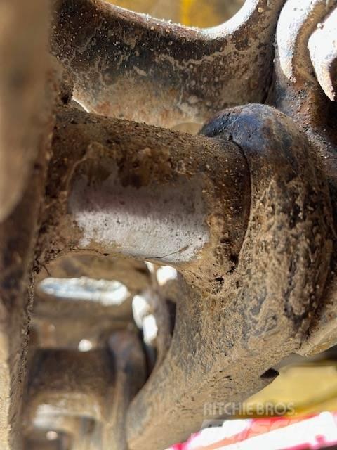 Komatsu PC 130-6K Bageri gusjeničari