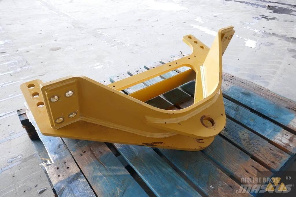 CAT 140M3 Drawbar Transport – ostalo