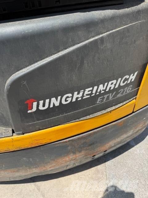 Jungheinrich ETV 216 Viličari sa pomičnim stupom