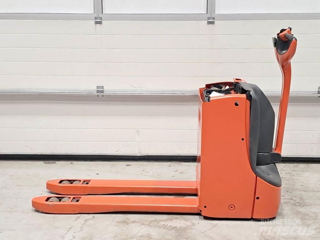 Linde T16 Nisko podizni električni viličar