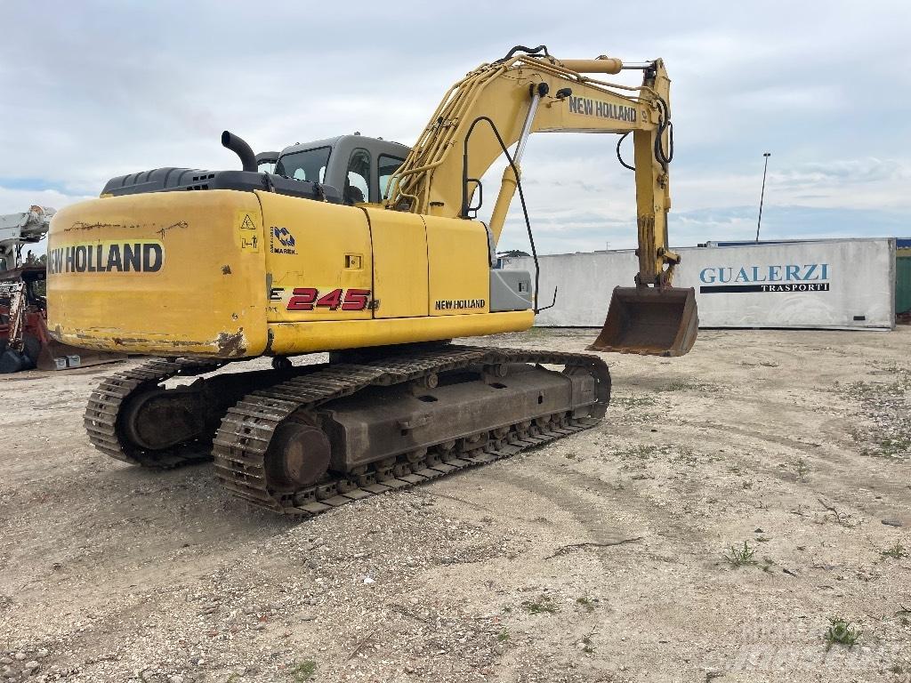 New Holland 245B Bageri gusjeničari