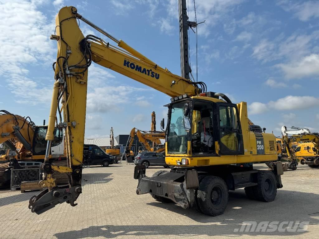 Komatsu PW 200-7 Bageri na kotačima