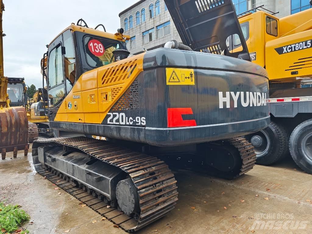 Hyundai R220LC-9S Bageri gusjeničari