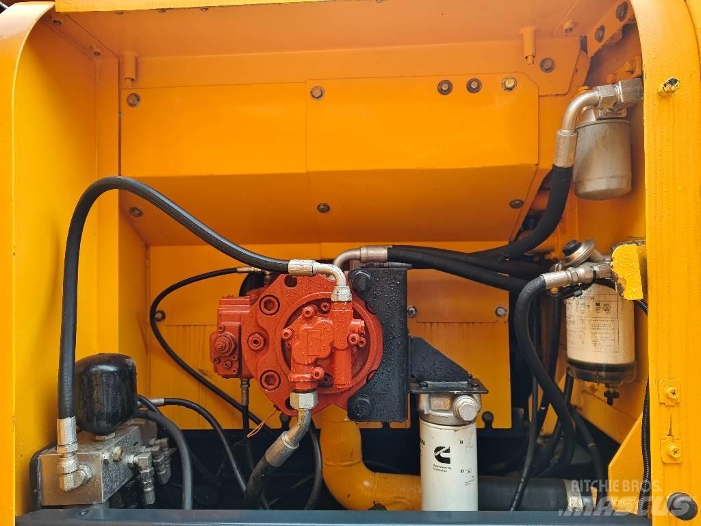Hyundai R220LC-9S Bageri gusjeničari