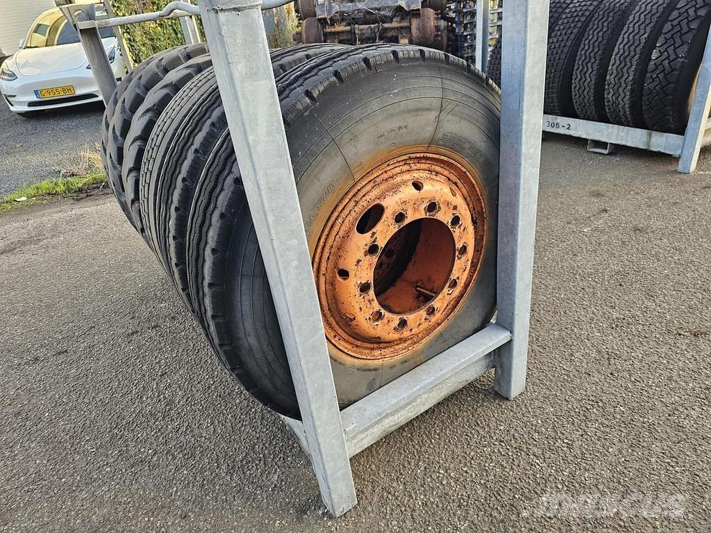  Several 1100 X 20 Prikolice sa voznim postoljem