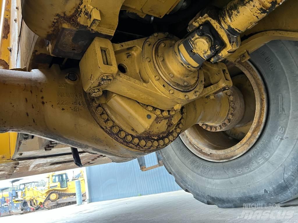 CAT 988H Utovarivači na kotačima