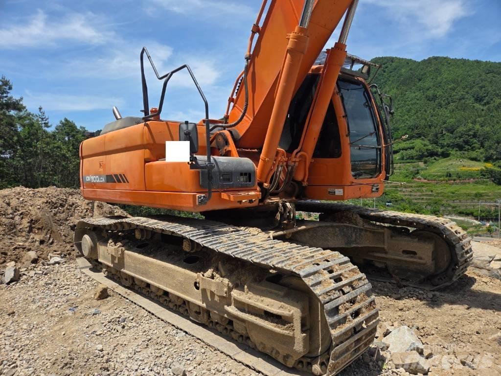 Doosan DX 300 LCA Bageri gusjeničari
