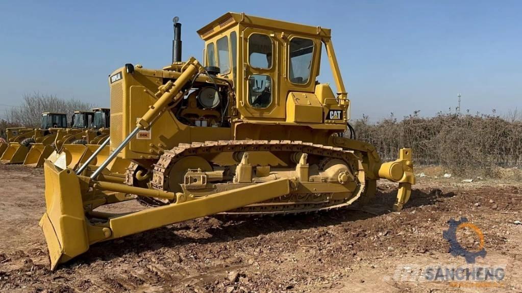 CAT D8K Buldožeri gusjeničari