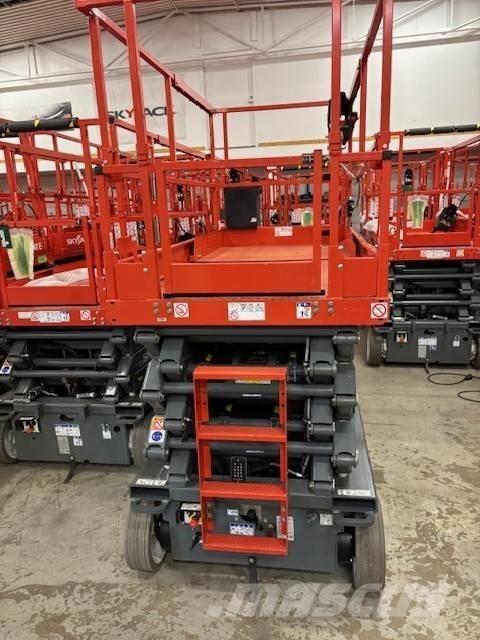 SkyJack SJ 4740 Škaraste platforme