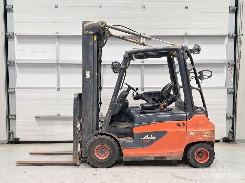 Linde E30-01 Električni viličari