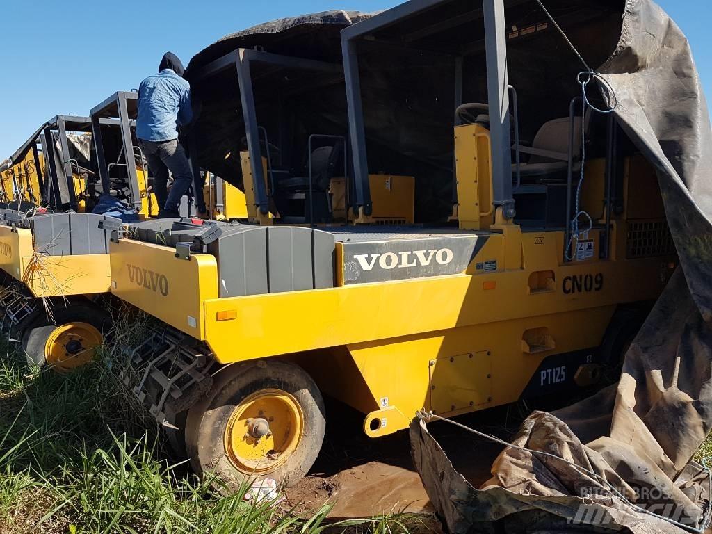 Volvo PT 125 Gumeni valjci na kotačima