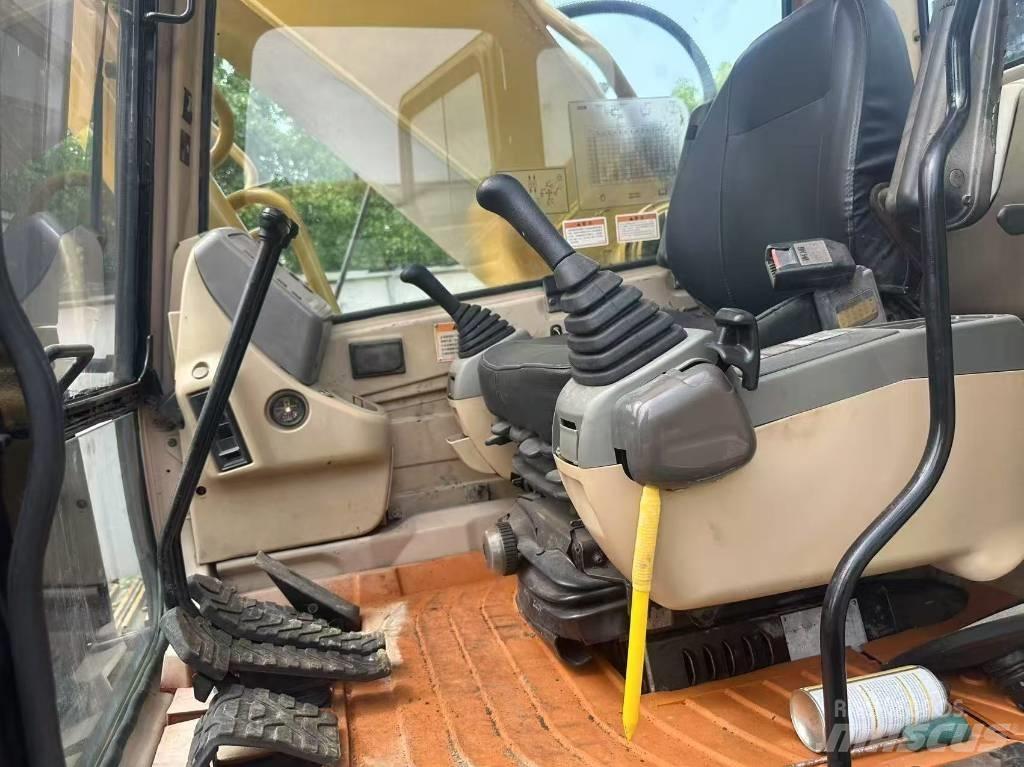 CAT 330 B L Bageri gusjeničari
