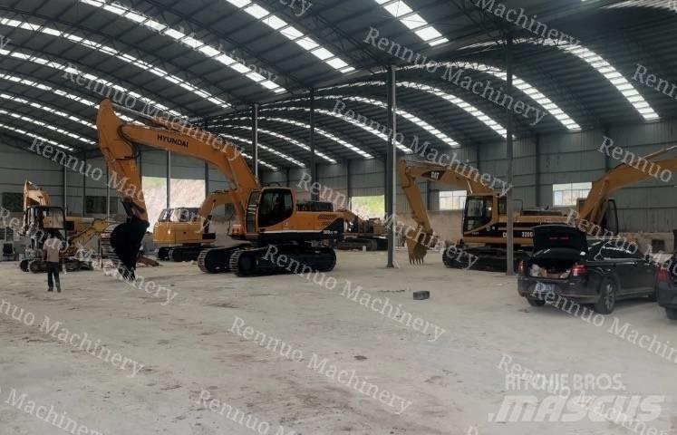 Komatsu 400-8 Bageri gusjeničari