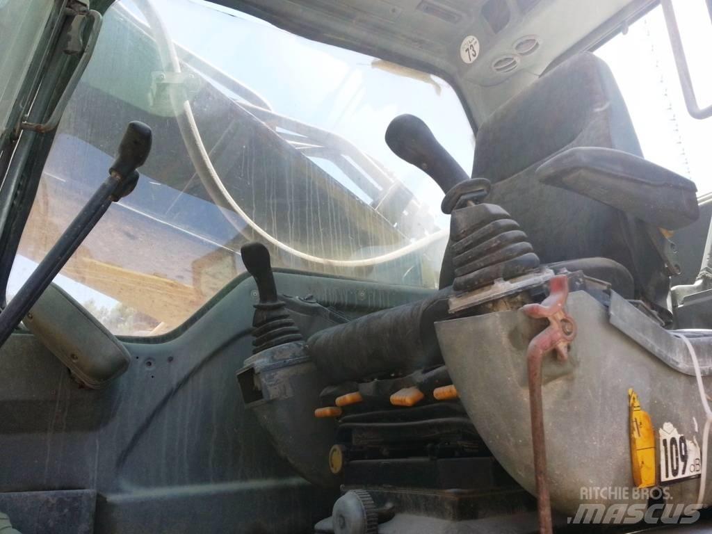 Volvo EC 460 Bageri gusjeničari