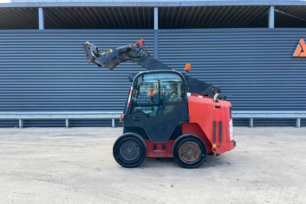 JCB R260 Skid steer mini utovarivači