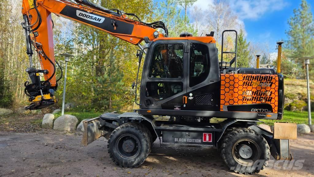 Doosan DX 170 W Bageri na kotačima