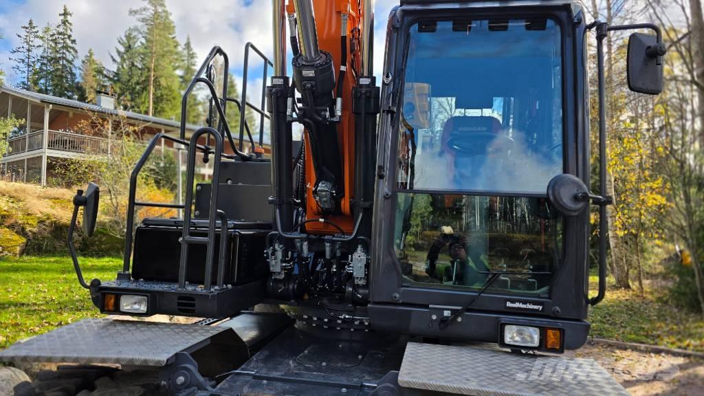 Doosan DX 170 W Bageri na kotačima