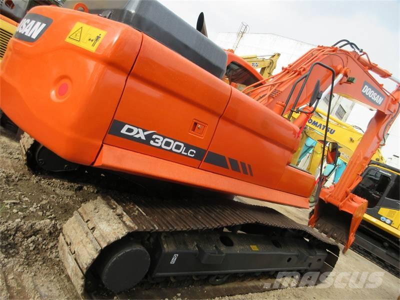 Doosan DX 300 LC-9S Bageri gusjeničari