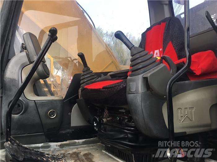 CAT 320 D Bageri gusjeničari