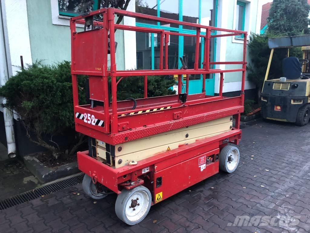 JLG 2030 F3    V-3409 Vertikalne radne podizne platforme