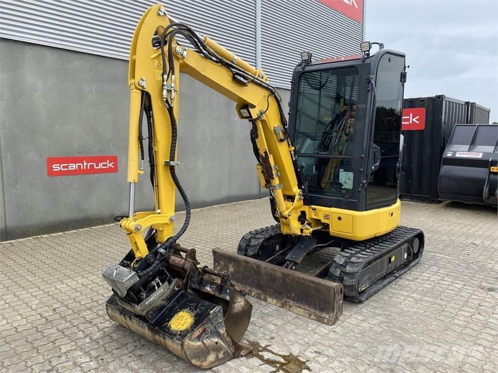 Komatsu PC26MR-5 Bageri na kotačima