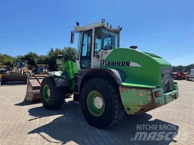 Liebherr L 538 Utovarivači na kotačima