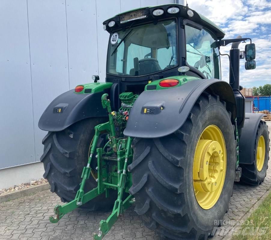 John Deere 6250R Traktori