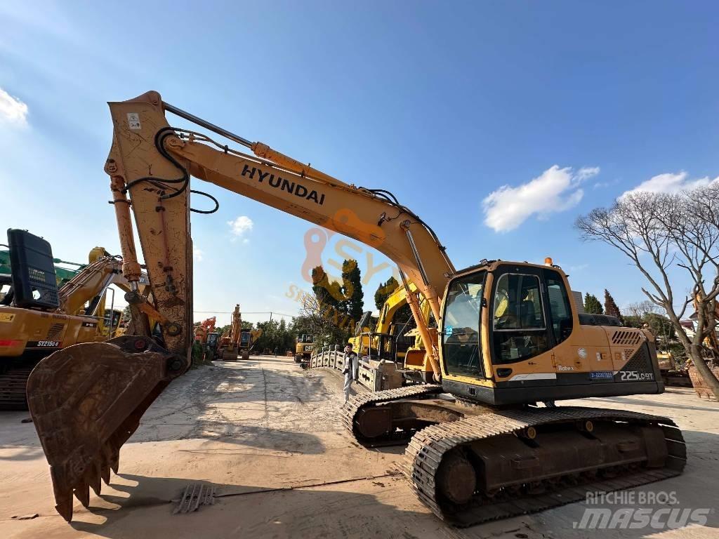 Hyundai 225 Bageri gusjeničari