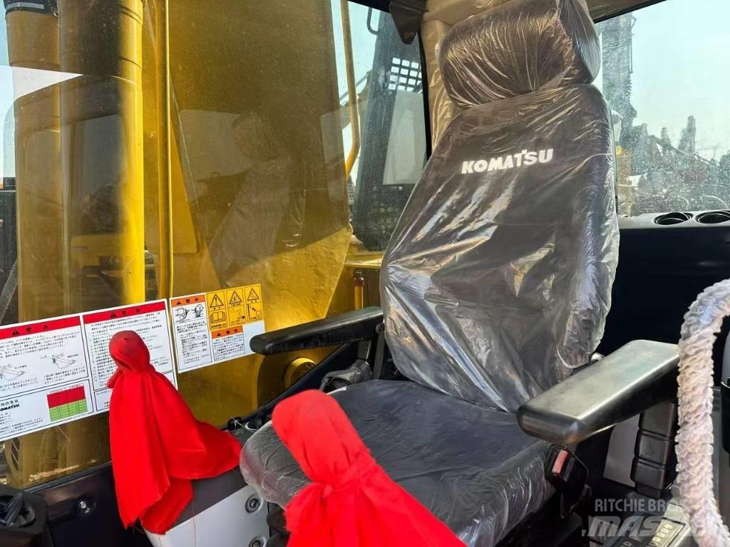 Komatsu PC 240 Bageri gusjeničari