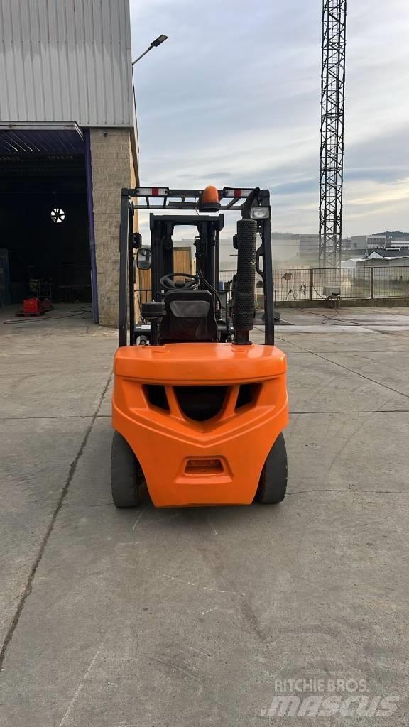 Doosan D 30 G Dizelski viličari