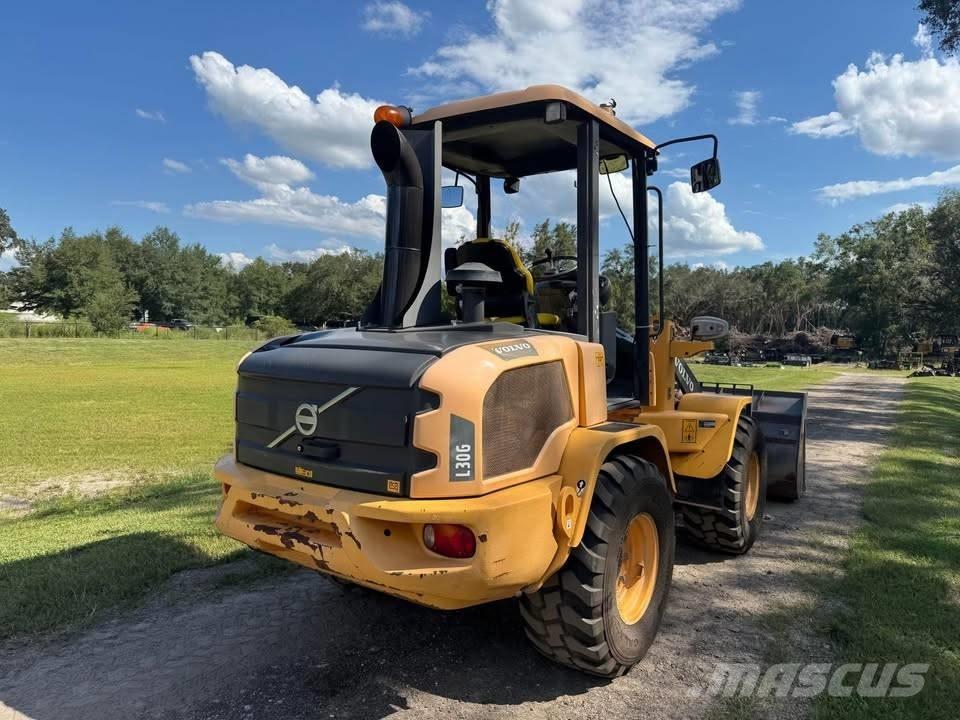 Volvo L 30 G Utovarivači na kotačima