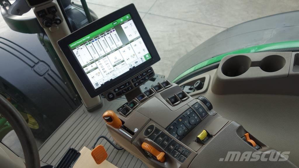 John Deere 8370 R Traktori