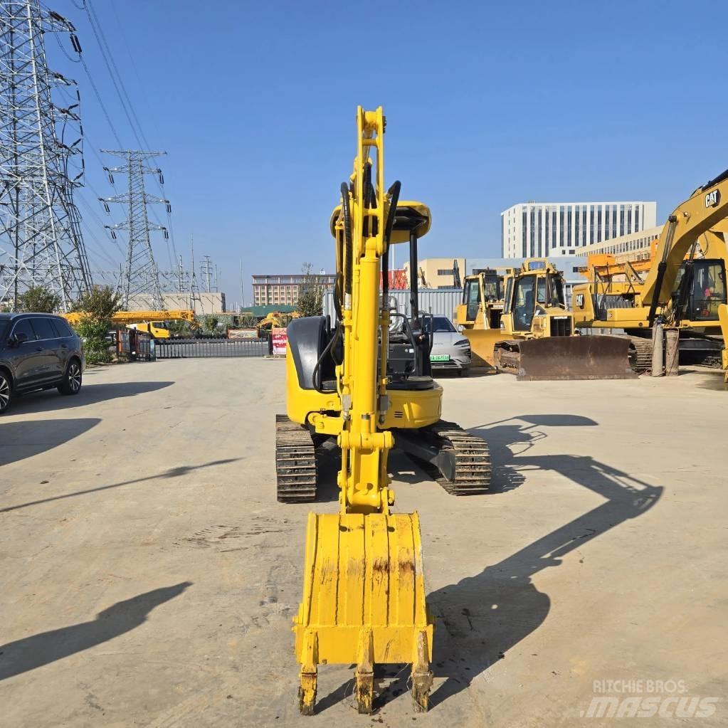 Komatsu PC 35 Mini bageri <7t
