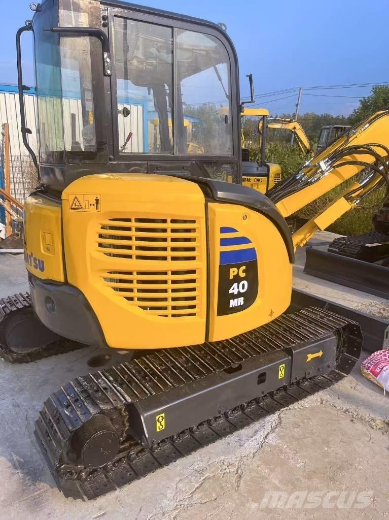 Komatsu PC 40 MR Mini bageri <7t