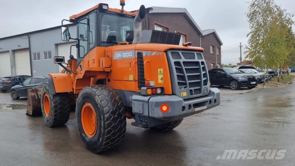 Doosan DL 200-3 Utovarivači na kotačima