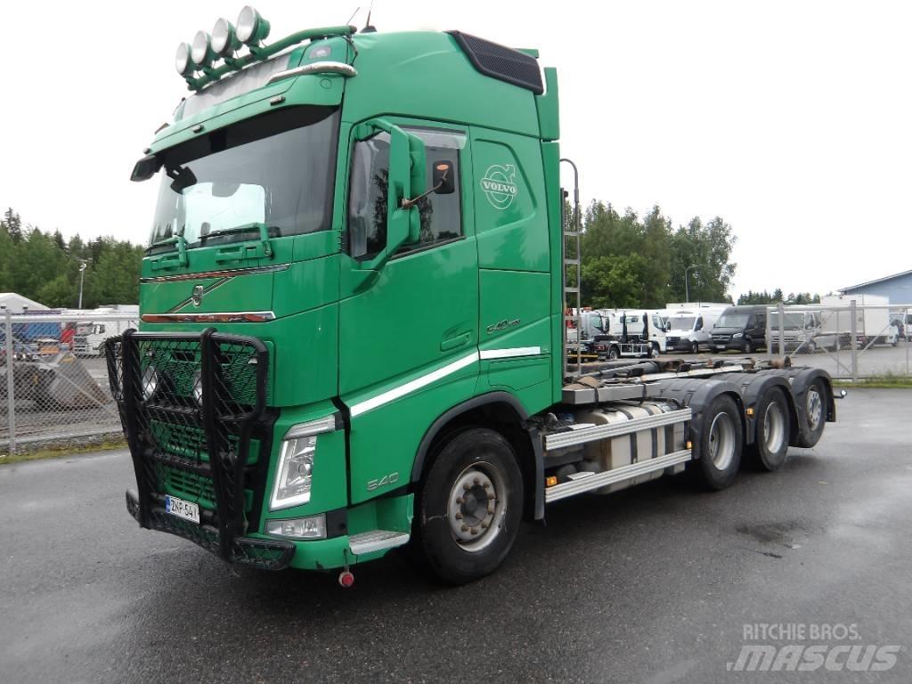 Volvo FH 540 8x4 Rol kiper kamioni s kukama za dizanje