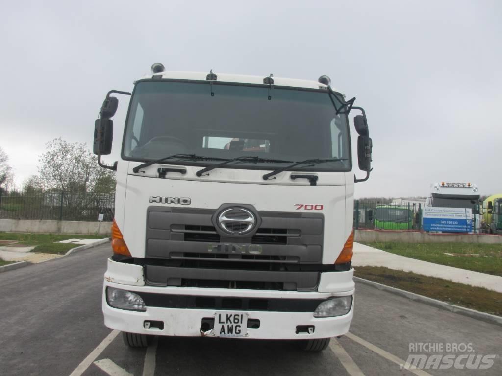 Hino 700 Kamioni sa kranom