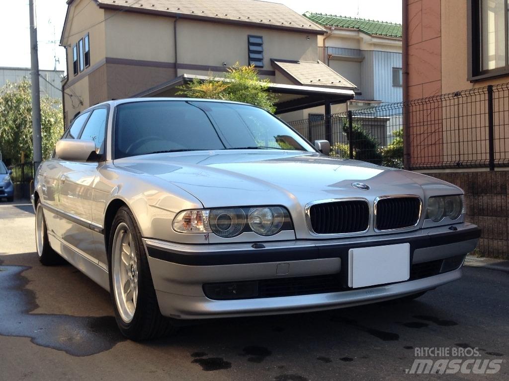 BMW GH-GG35 Automobili