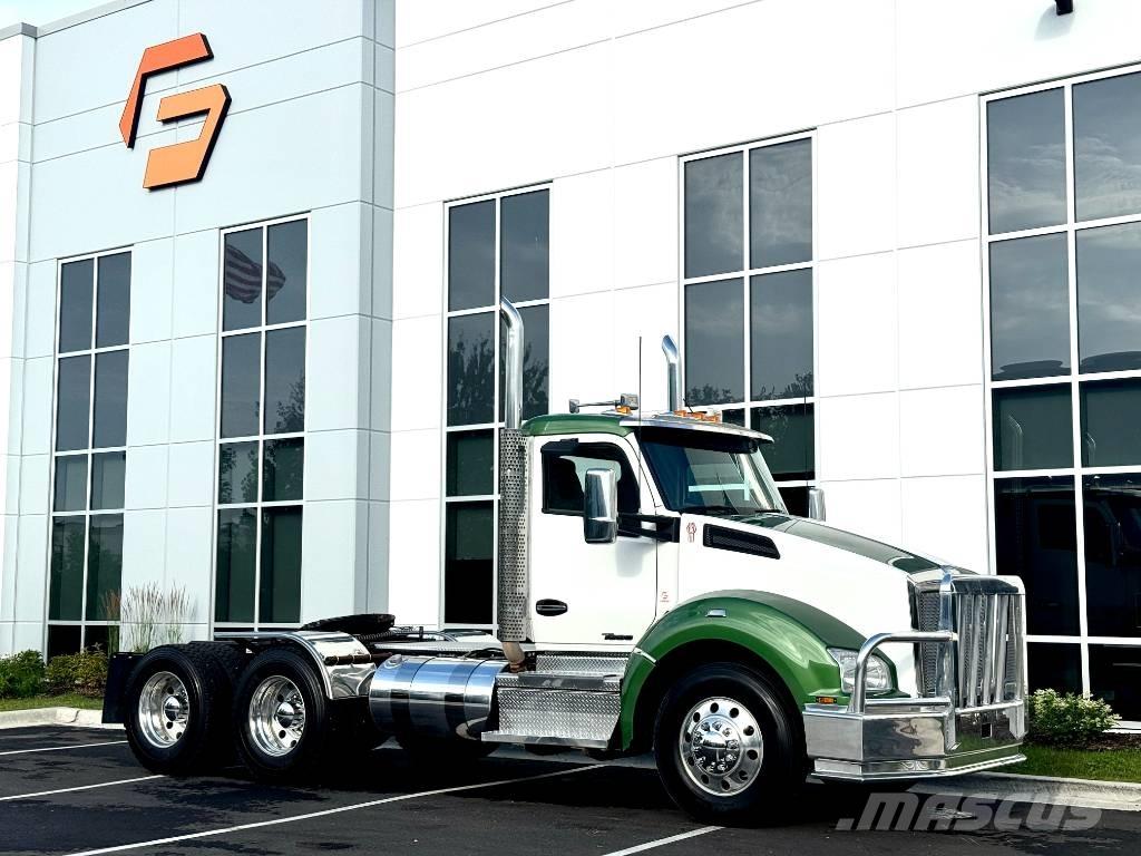 Kenworth T 880 Traktorske jedinice
