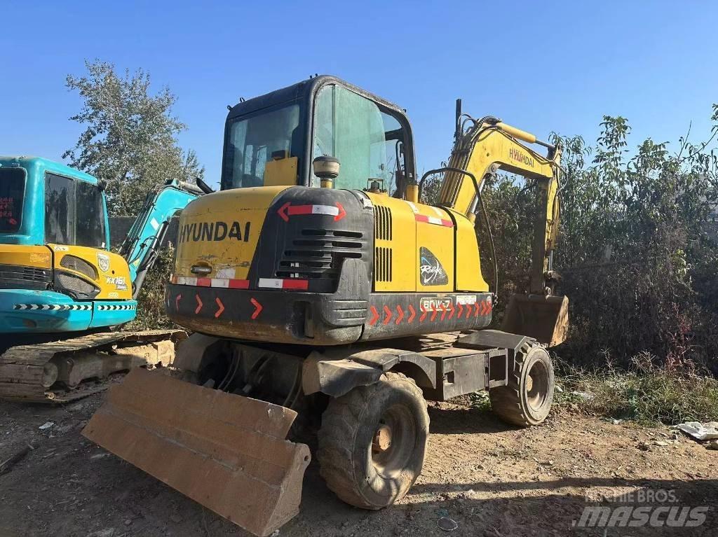 Hyundai R60W-7 Bageri gusjeničari